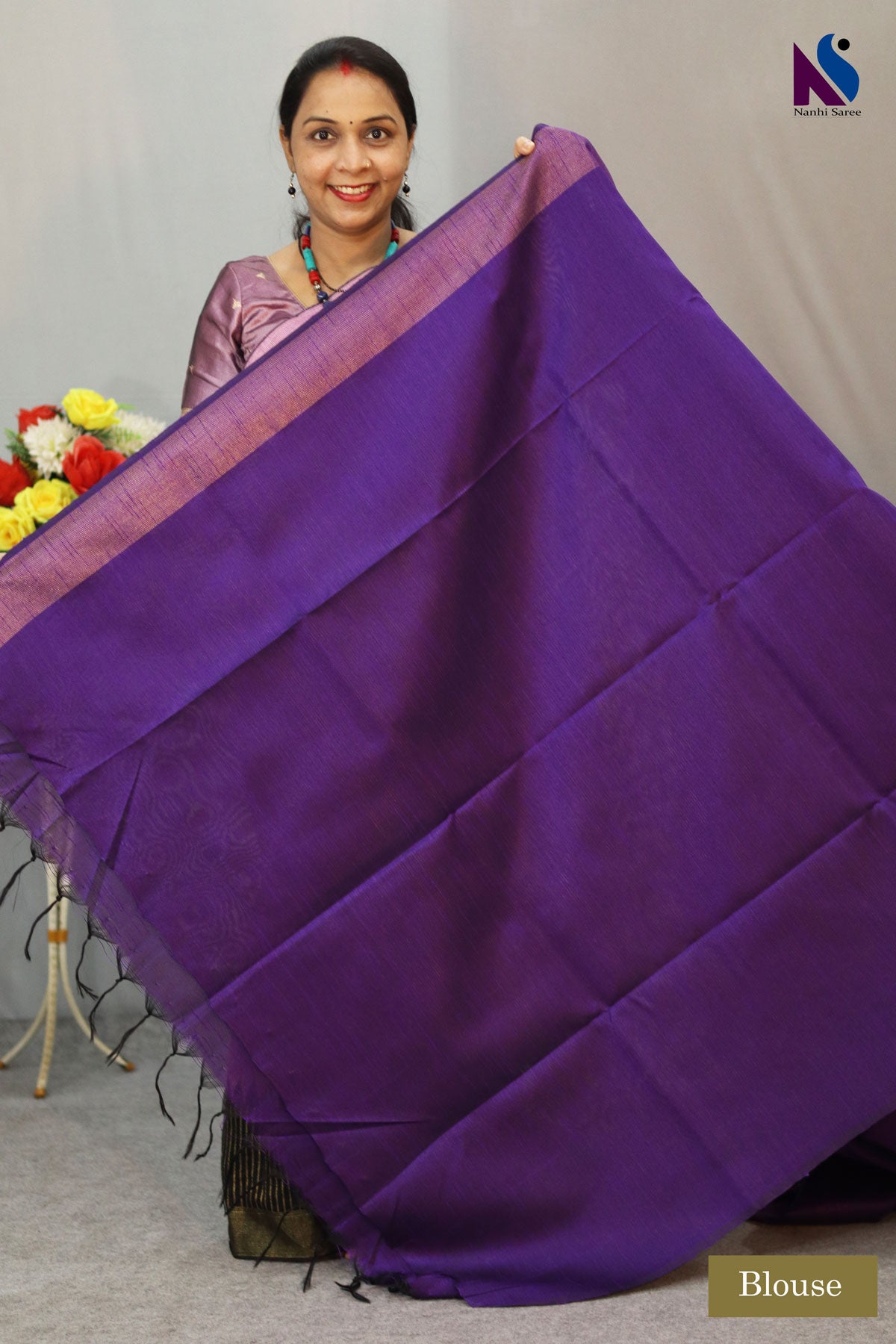 Elegant dark purple shade designed with fine traditional handloom weaving saree