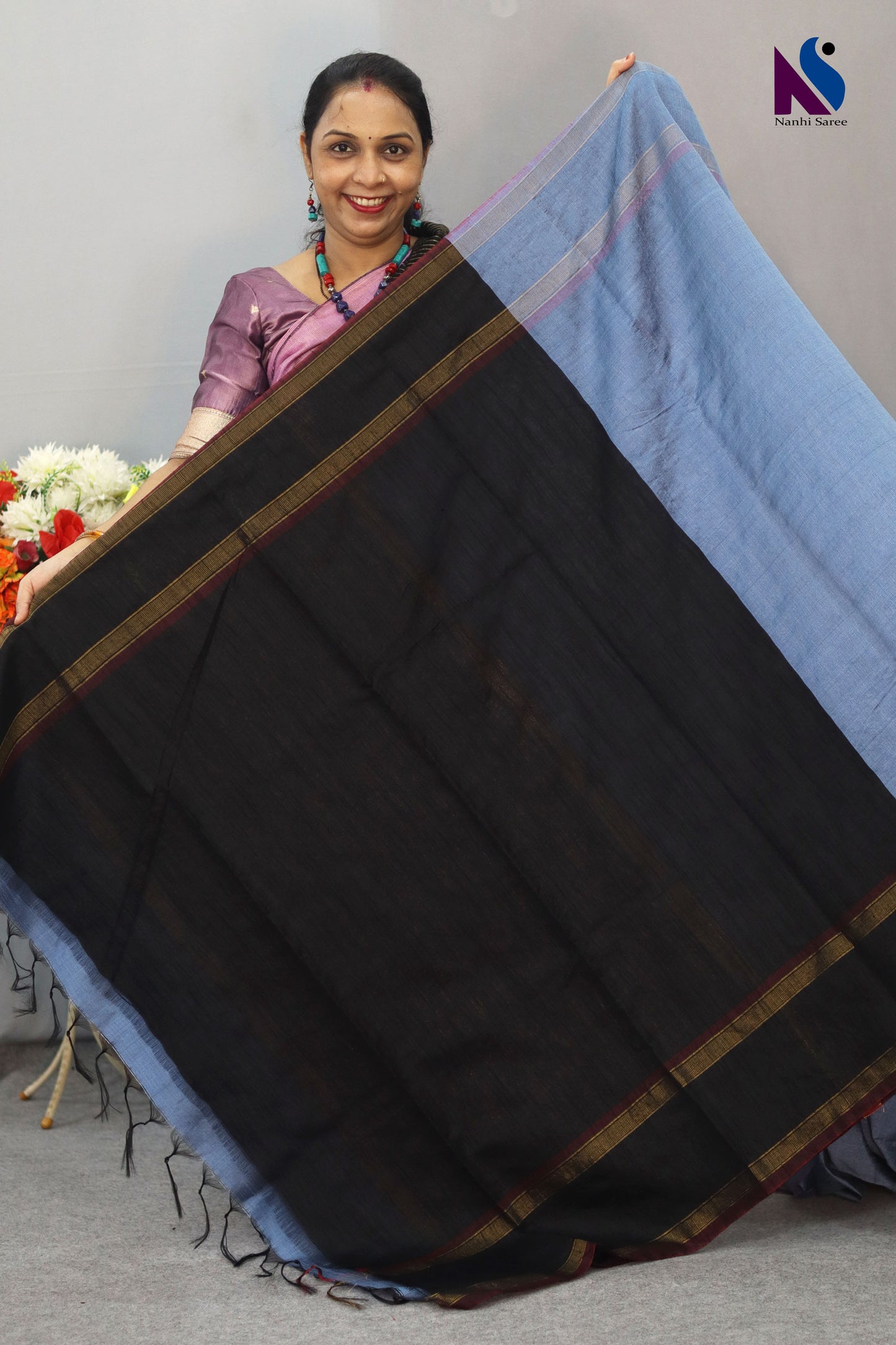 charming Handloom Raw flema silk Saree with beautiful border Contrast Pallu unic design