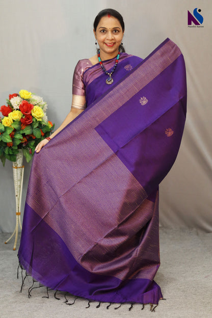 Elegant dark purple shade designed with fine traditional handloom weaving saree