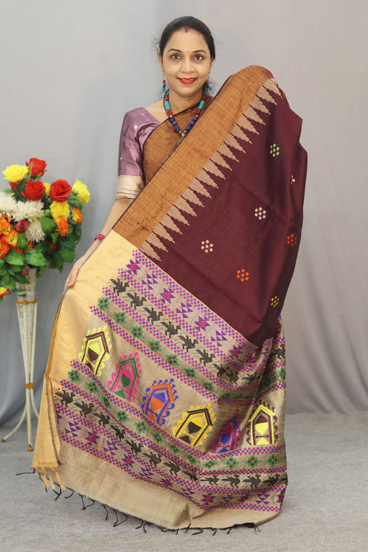 Traditional Dolabery Saree Highlighting Beautiful Raw Silk Weave