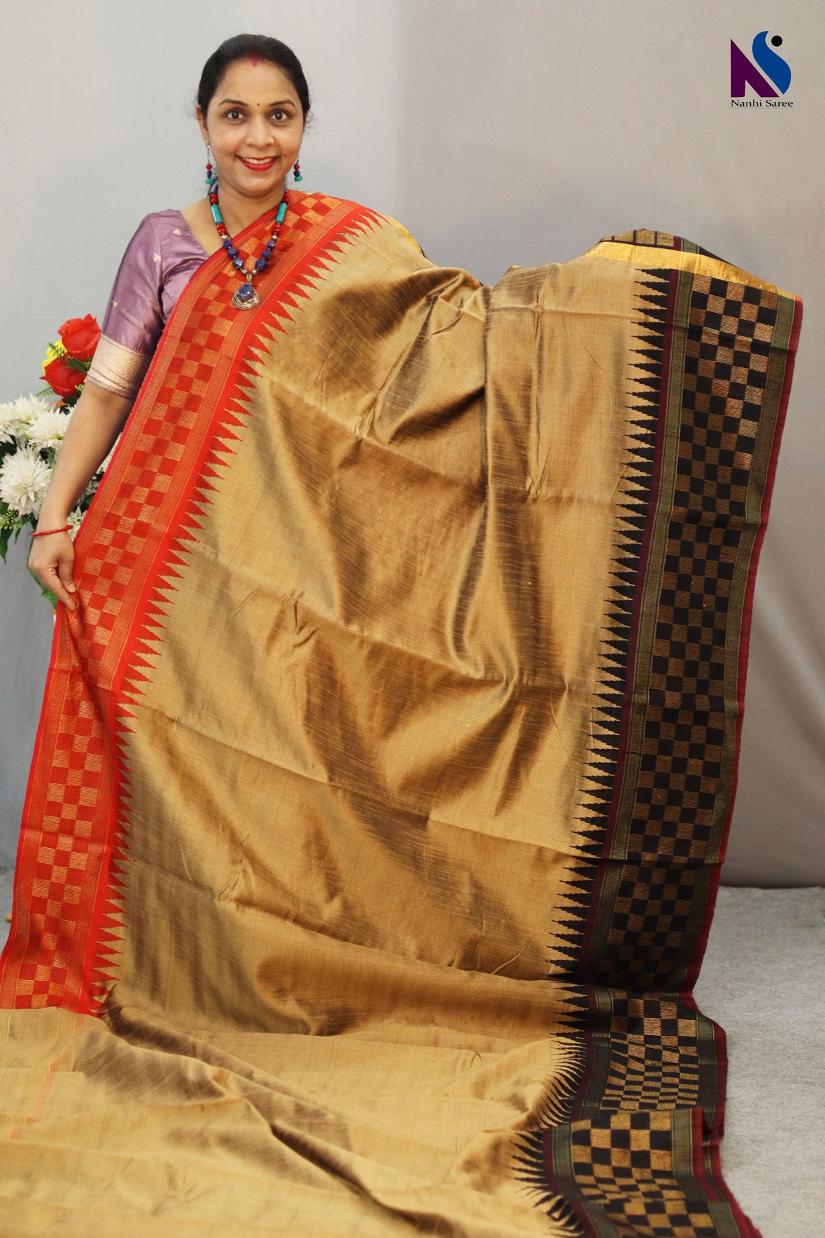 Beautiful Dark Cream Handloom Raw Flema Silk Saree with Elegant Border and Black Contrast Pallu Unique Design