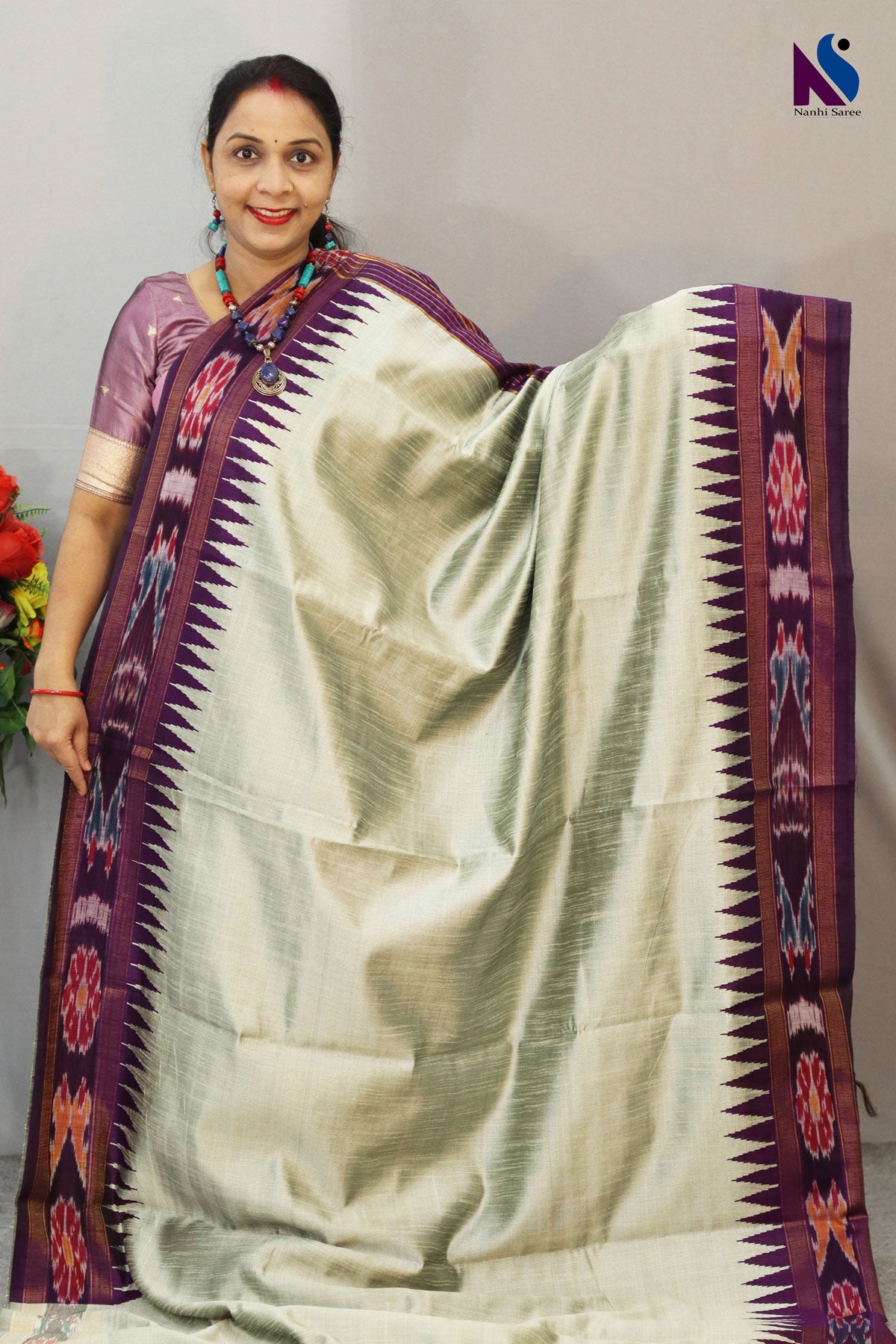 Handloom Elegant Purple & Silver Grey Flema Silk Saree with Ekkat Border