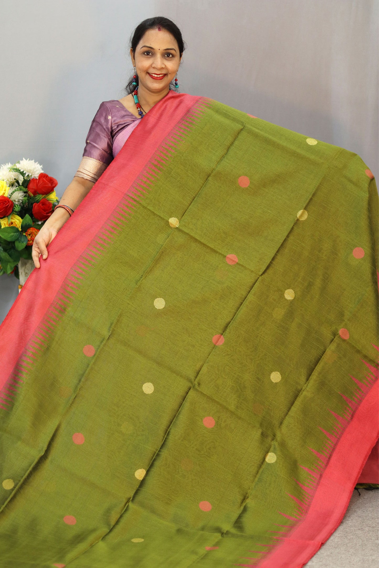 Elegant Mehendi Green Saree I Handwoven Ethnic Grace