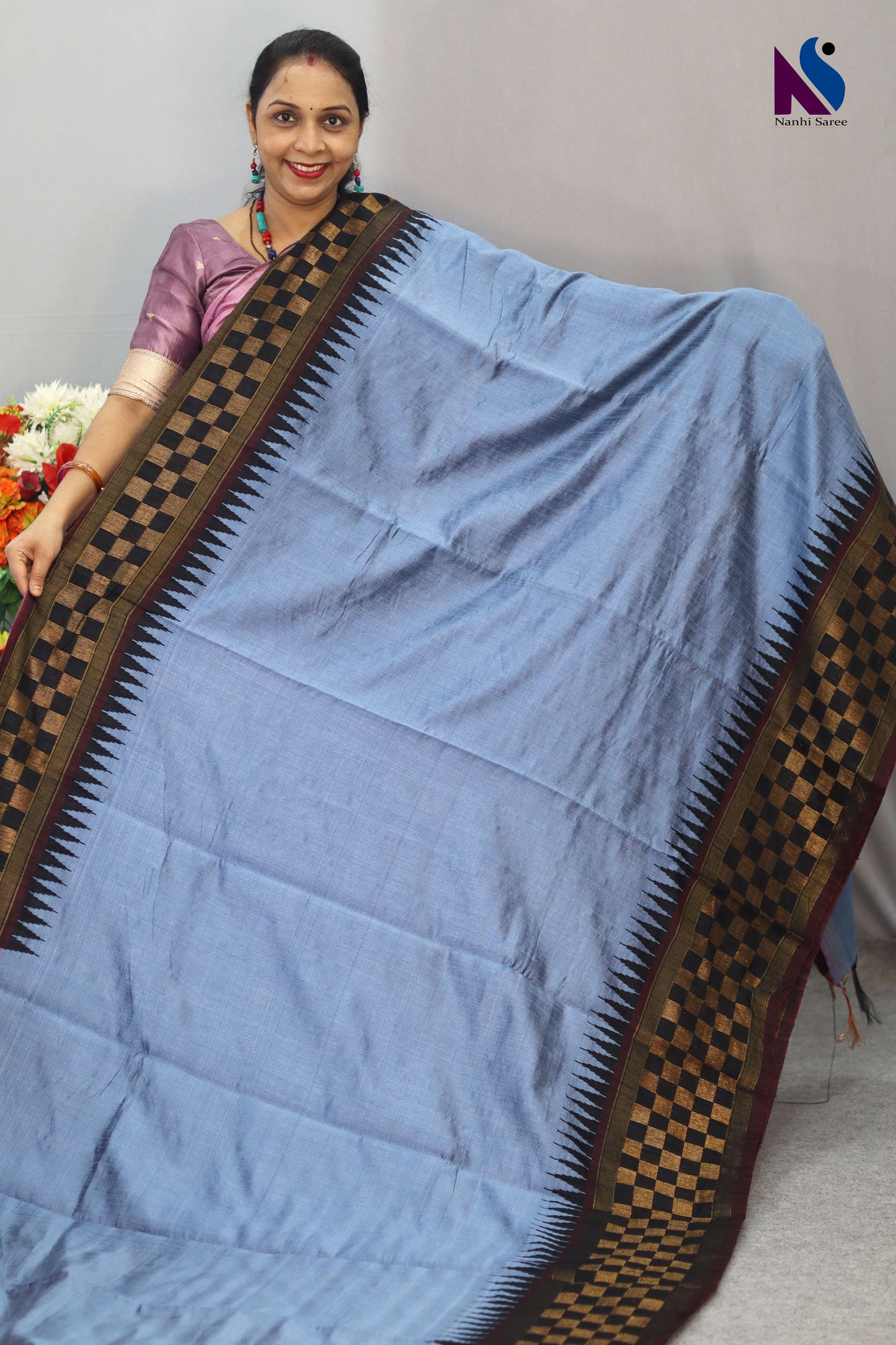 charming Handloom Raw flema silk Saree with beautiful border Contrast Pallu unic design