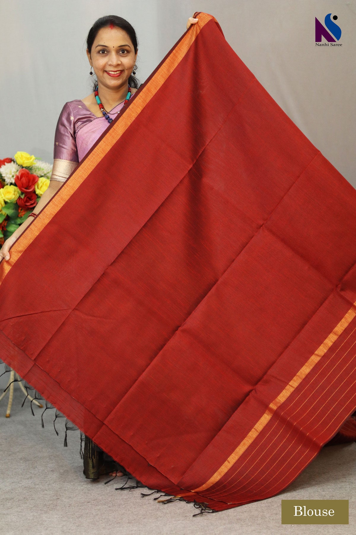 Striking wine red handloom weave that speaks of heritage and modern charm