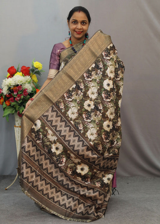 Premium semi Cotton Silk Saree Featuring Intricate Flower Motifs and Soft Texture for Everyday and Festive Wear