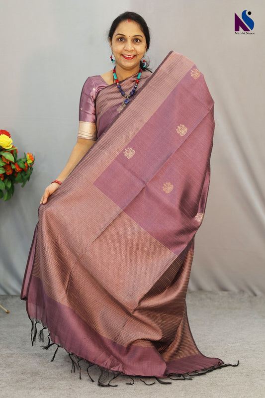 Delicate English pink shade enhances the Pochampally handloom saree beautifully