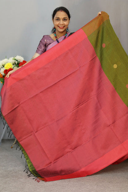 Elegant Mehendi Green Saree I Handwoven Ethnic Grace