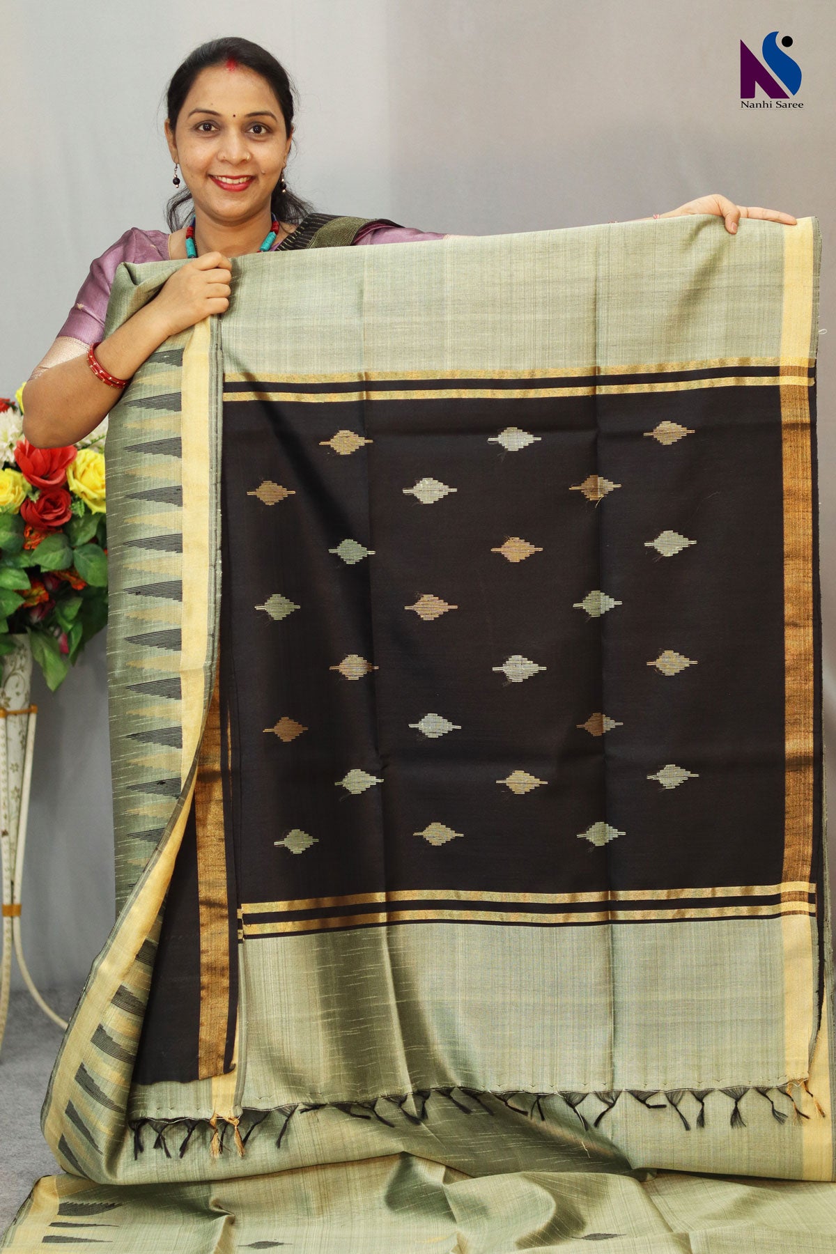 Airy pastel green hue crafted in a delicate handloom weave