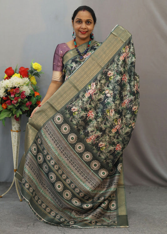 Luxurious semi Cotton Silk Saree with Detailed Floral Pattern, Perfect for Weddings, Functions and Special Occasions