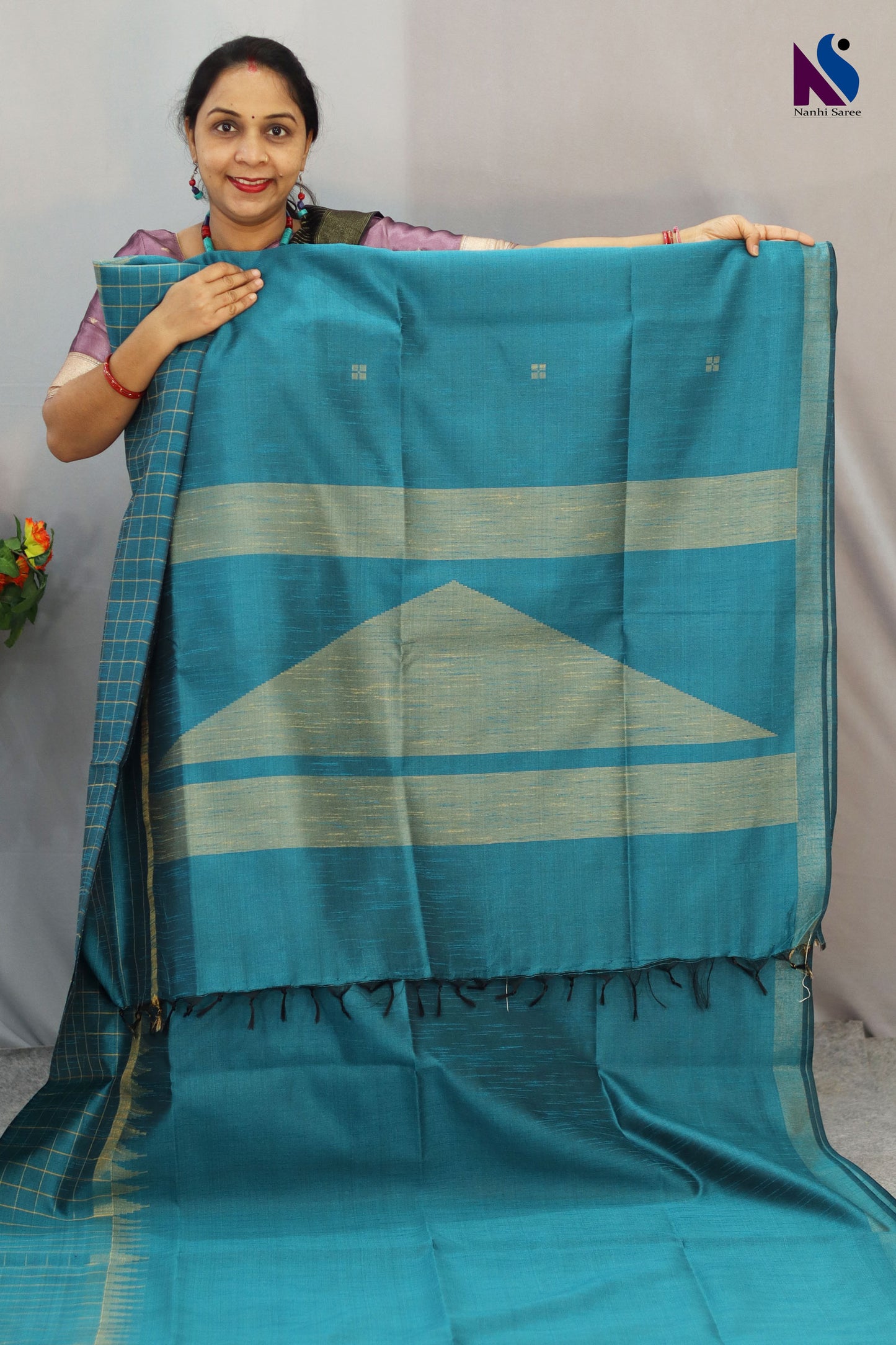 Beautiful design light teal colour handloom saree with graceful traditional appeal