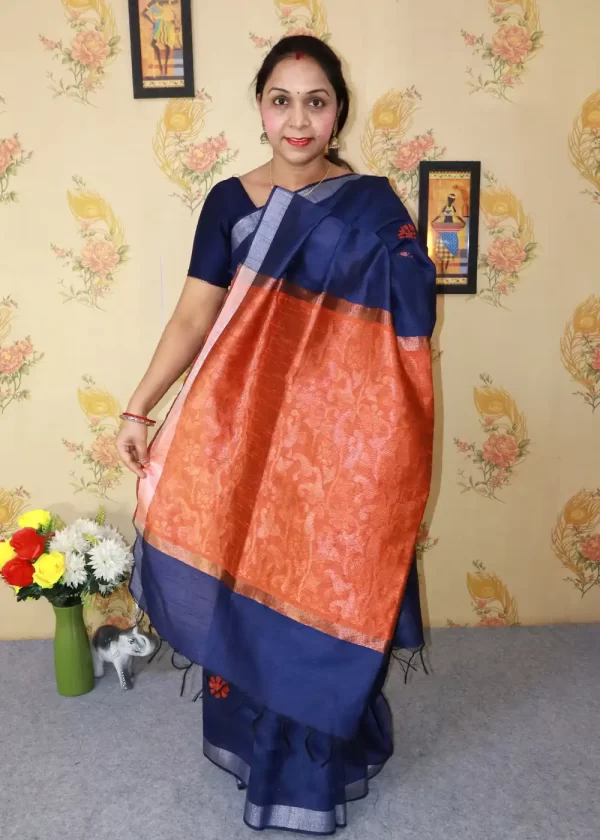 "Stunning blue art silk saree with exquisite pallu work." - Image 2
