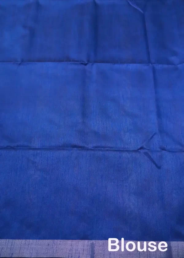 "Wine red hand-woven saree, a timeless blend of luxury and tradition." - Image 4