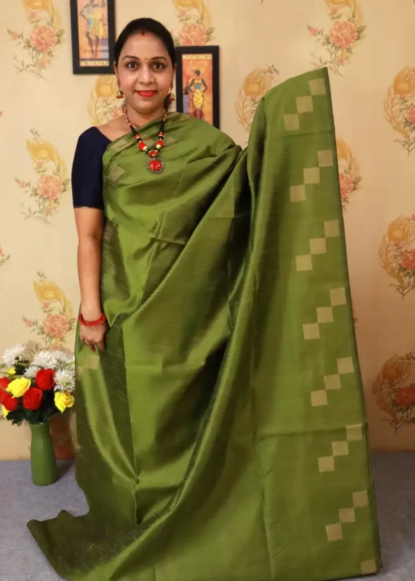 "Graceful mehendi green hand-woven saree, woven with elegance." - Image 2