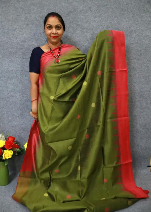Elegant Mehendi Green Saree | Handwoven Ethnic Grace - Image 2